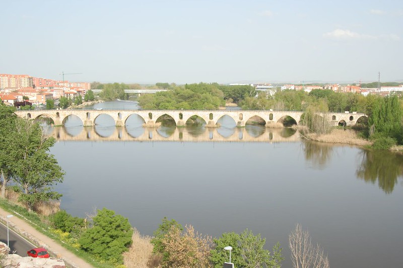 Puente de Piedra