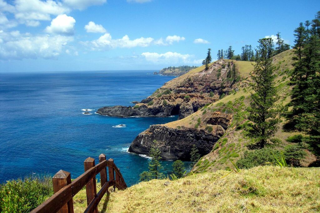 Driving in Norfolk Island Featured Image