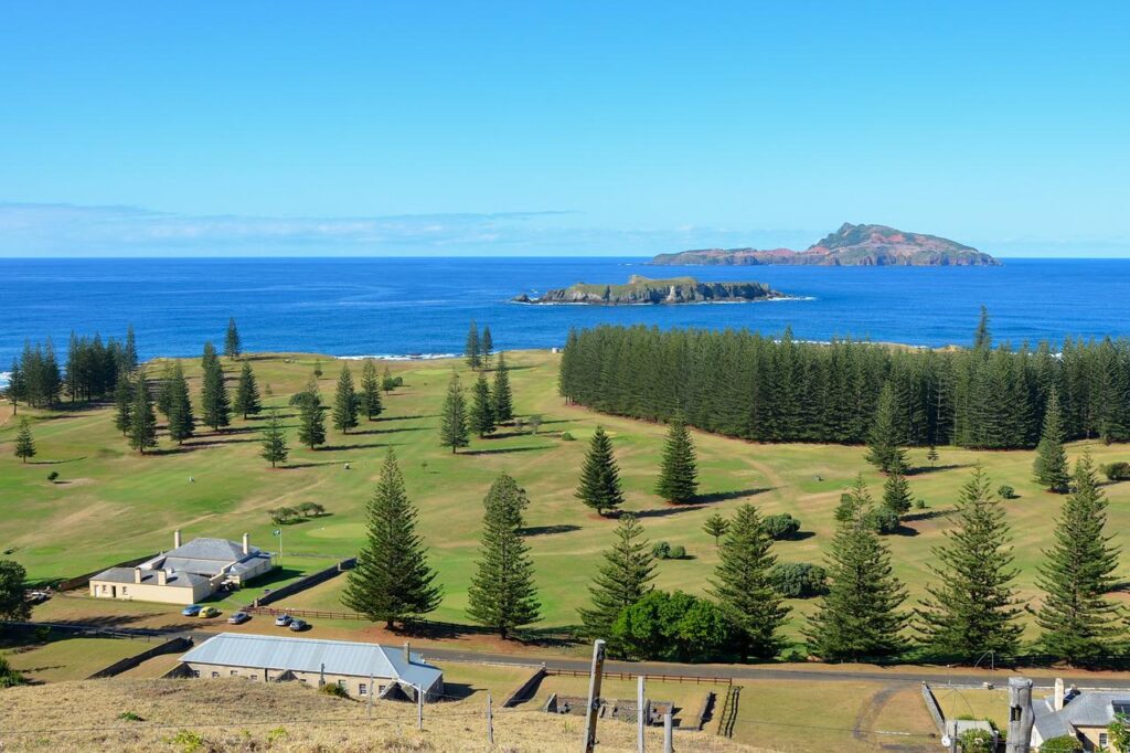 Getting Around Norfolk Island Featured Image