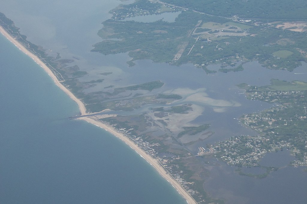 Beaches in Jamestown, RI Featured Image